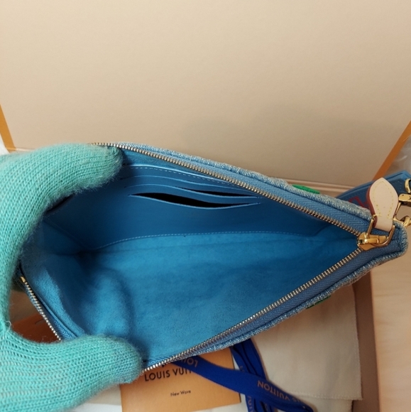 ✨️Like New . Authentic Louis Vuitton multicolor New Wave Denim wristlet pouch - Picture 12 of 17